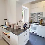 Balaton Breeze - Biró Tours 45 Apartman Vonyarcvashegy
