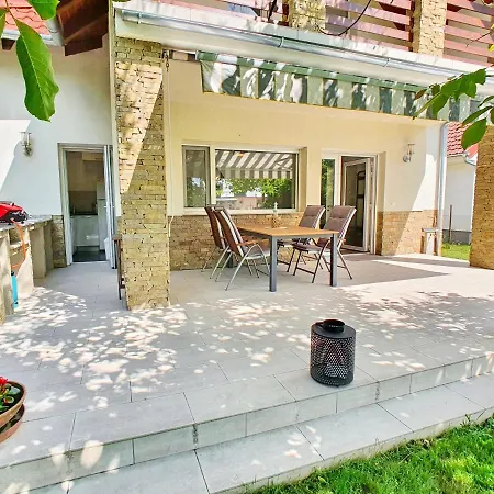 Balaton Breeze No. 45. Apartment Vonyarcvashegy